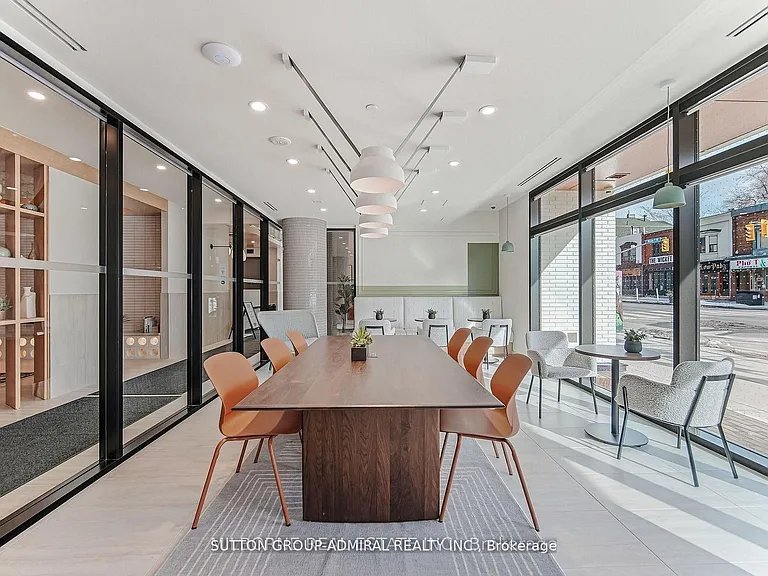 1660 Bloor St W #908 — Photo 3