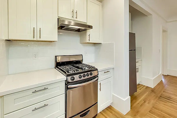 1167 Pine St #5A — Photo 15