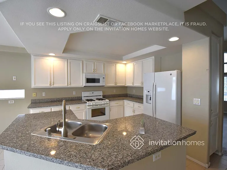 8664 Raindrop Canyon Ave — Photo 5