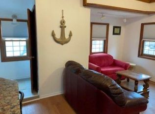28 Byrnes St #2, Newport, RI 02840