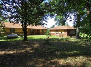 2348 Fm 123, De Berry, TX 75639