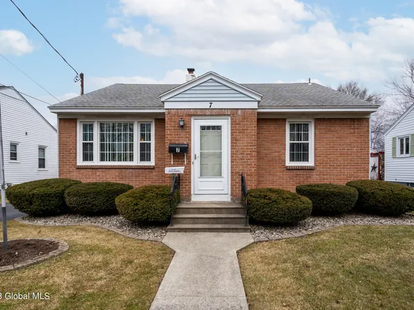7 Woolard Avenue, Albany, NY 12205