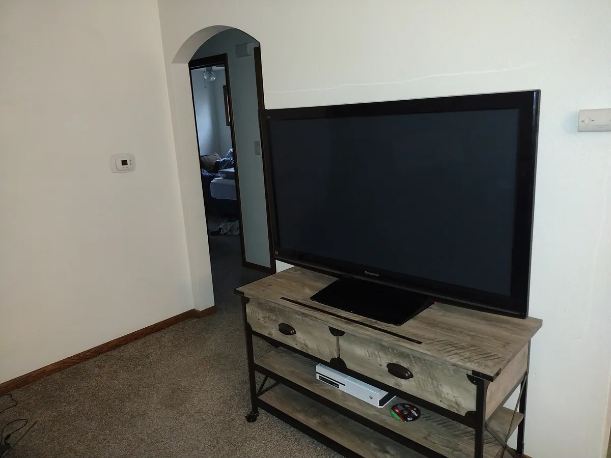 Building Photo - 959 W 37th St #2