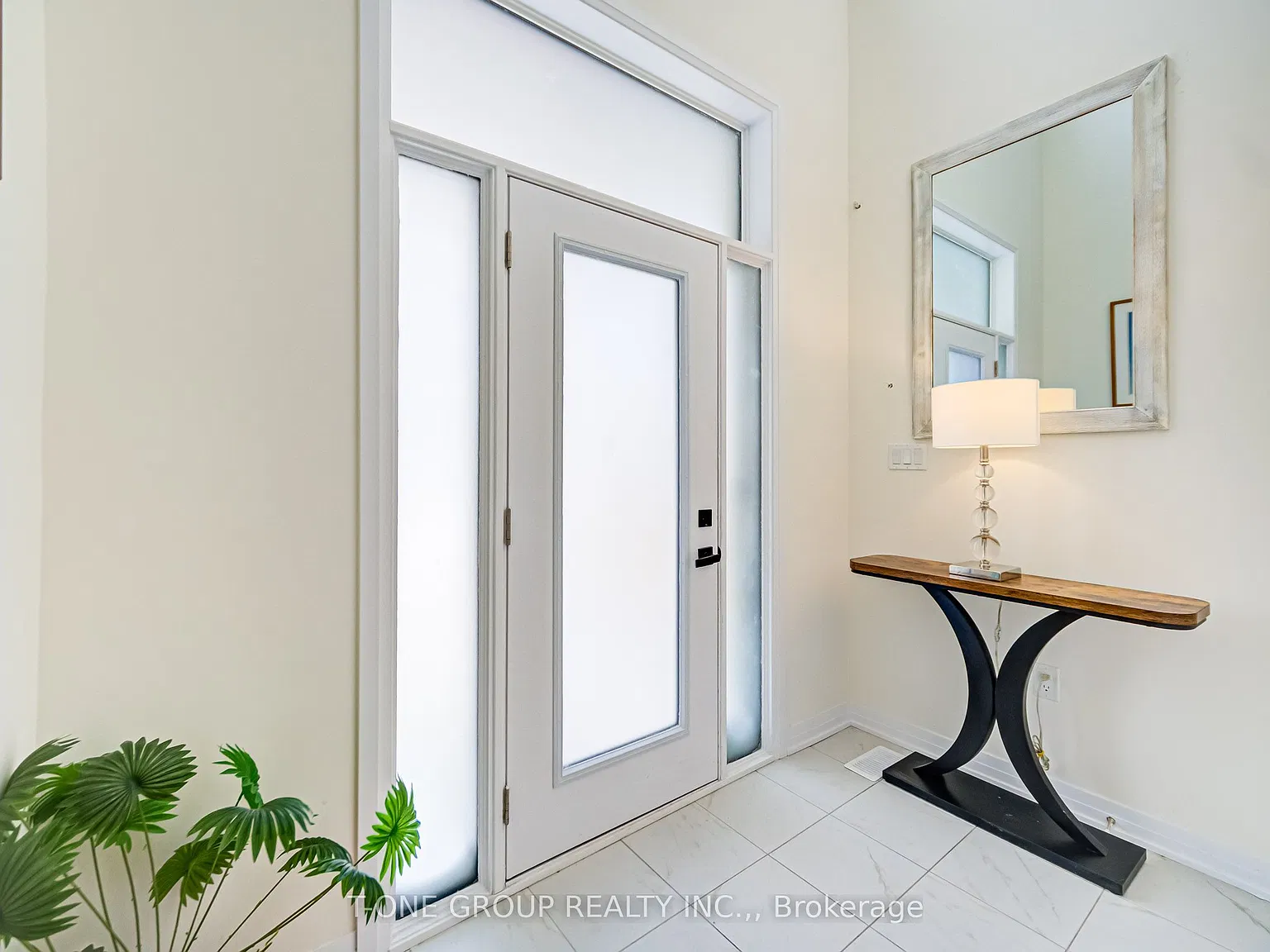 4 bed, $4,500 — Photo 2