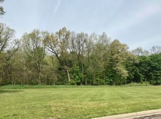 902 Nottingham Dr, Sturgis, MI 49091