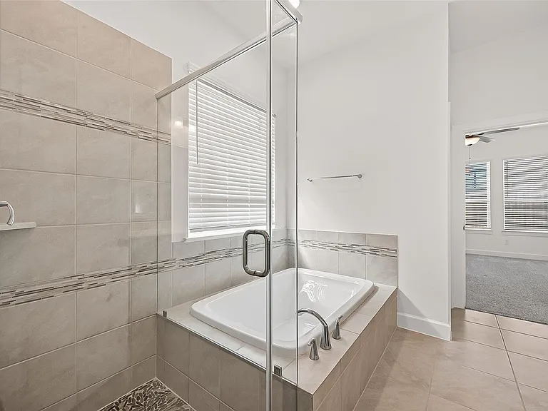 234 Amaranth Way — Photo 32