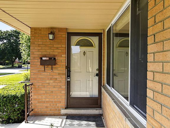 2nd image of 15109A Susanna St