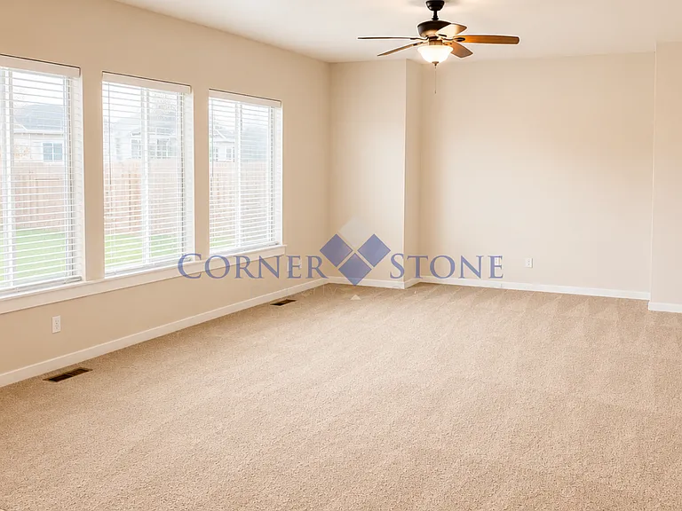 346 E Producer Dr — Photo 7
