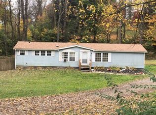 936 Possum Hollow Rd, Wampum, PA 16157