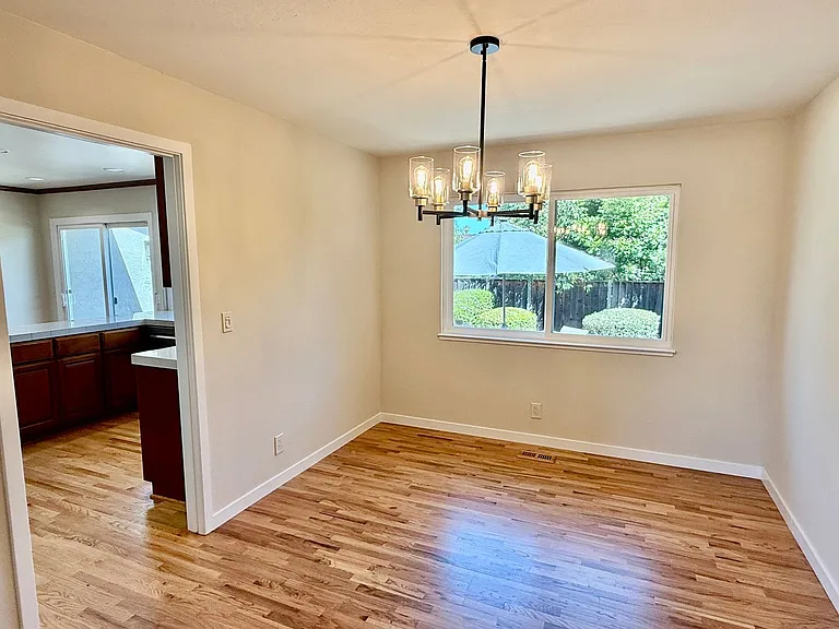 1123 Lillick Dr — Photo 6