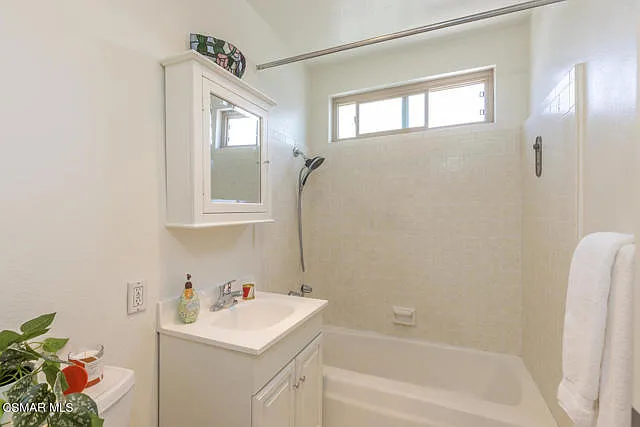 6030 Nevada Ave #7 — Photo 3