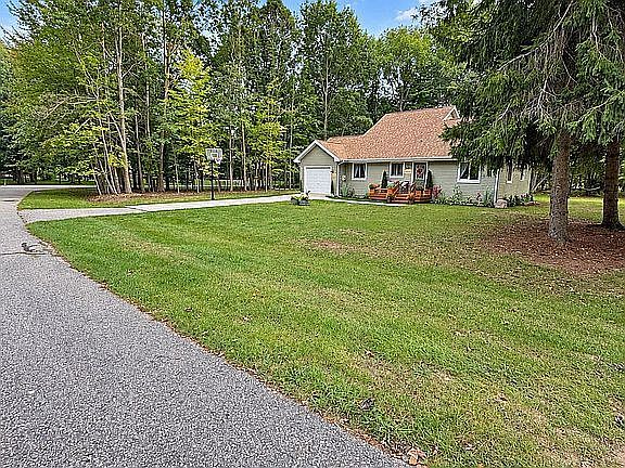 2nd image of 9721 Willow Rd