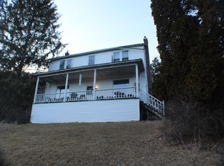 183 Slaymaker Ln, Cass, WV 24927