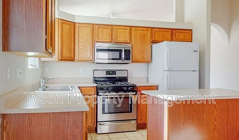 7605 Kentwood Ave NW — Photo 5