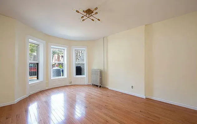 Rented by Mark T. Mallek, LREB | media 15