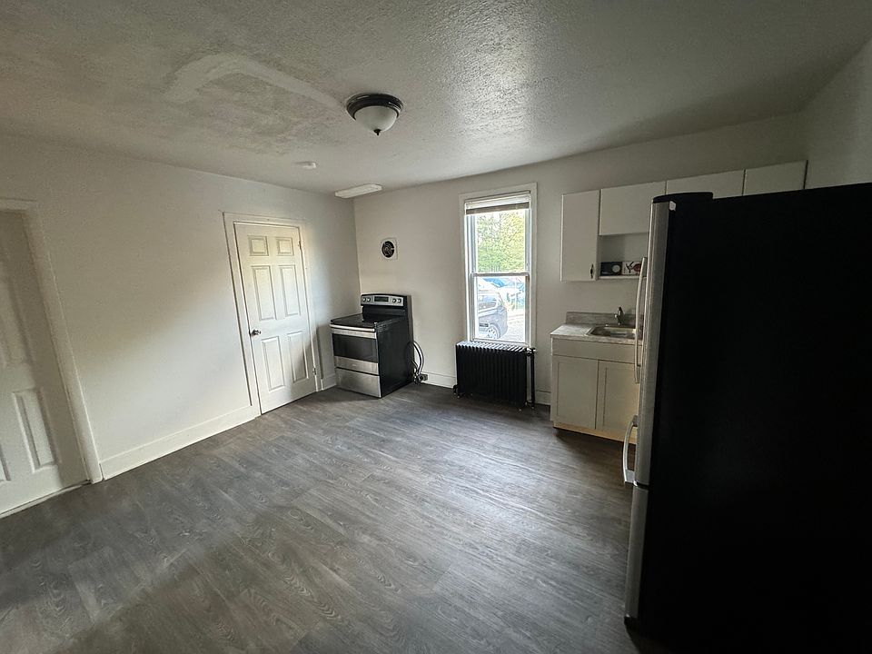 1st image of 931 Us Highway 1 APT 1