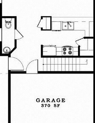 3rd image of 10910 NE 8th Cir