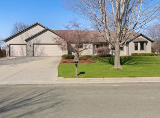 380 Panther Ct, Whitewater, WI 53190