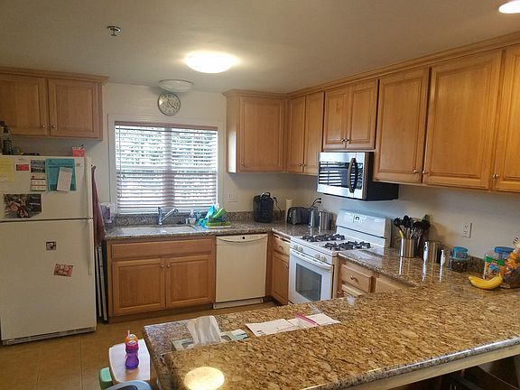 5th image of 2035 Pierpont Blvd