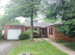 6624 Rannoch Rd, Bethesda, MD 20817