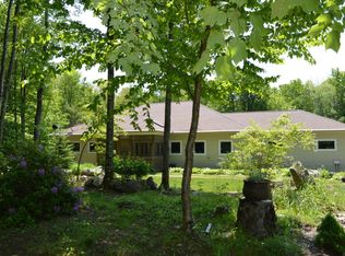 122 Skyline Ridge Rd, Becket, MA 01223