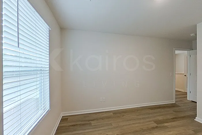 121 Overstreet Way — Photo 16