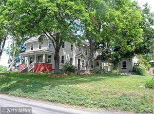 6402 Dry Run Rd, Hedgesville, WV 25427