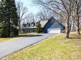 5N520 Jens Jensen Ln, St Charles, IL 60175