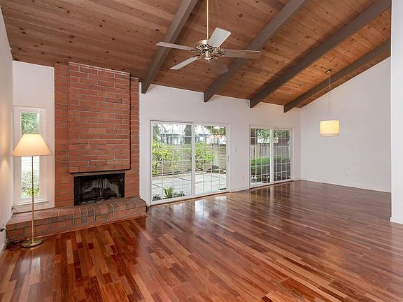 5th image of 4282 Ponce Dr