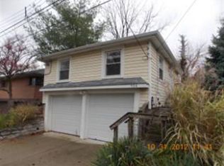 904 Alhambra Ct, Park Hills, KY 41011
