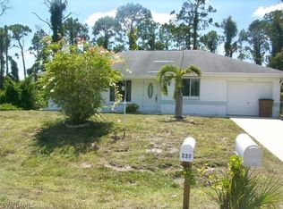220 Wanatah Ave, Lehigh Acres, FL 33974