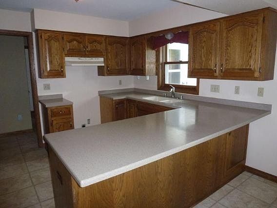 3rd image of N23W27104 Shelley Lynn Dr