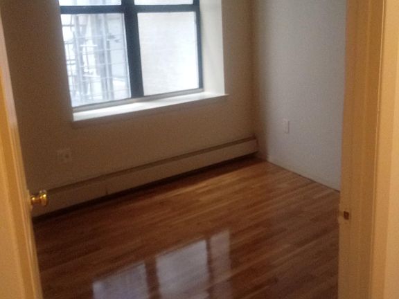 5th image of 1311 Sheridan Ave #1J