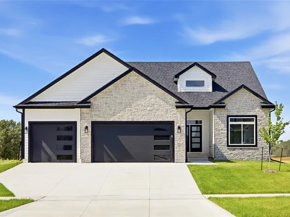 3610 NE 12th St, Ankeny, IA 50021