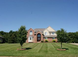 178 Ashford St, Brighton, MI 48114