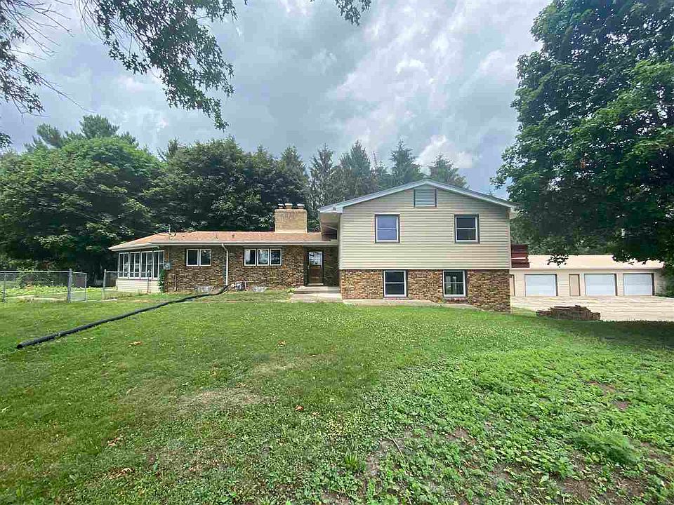 1st image of 3020 W Pearl City Rd
