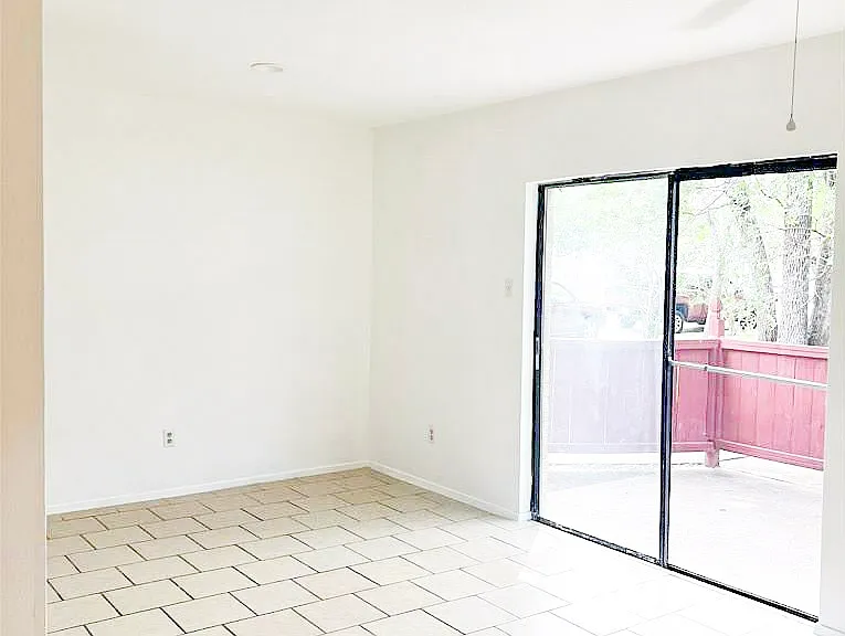 2402 Blanco Dr #A — Photo 5