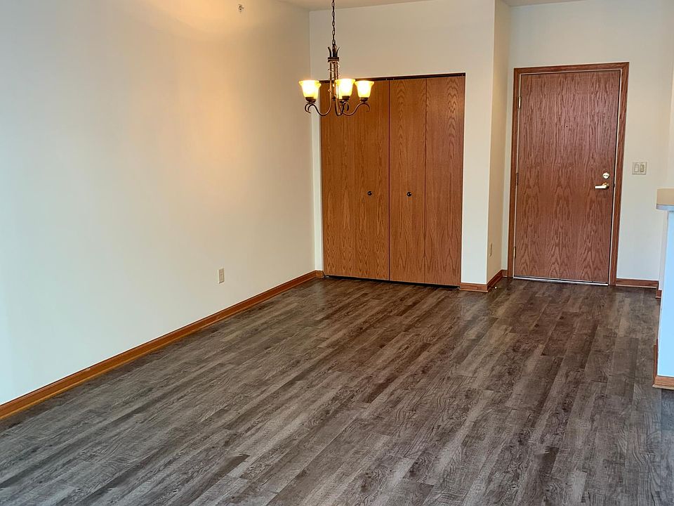 1910 Norhardt Dr Brookfield WI Zillow