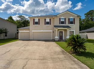 2038 Creekmont Dr, Middleburg, FL 32068