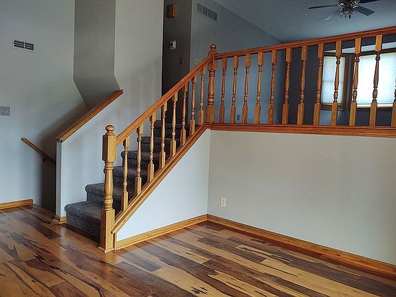 5th image of 8331 Russwood Ct