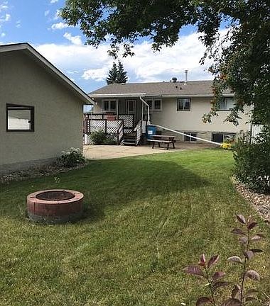 3rd image of 6715 32nd Ave NW
