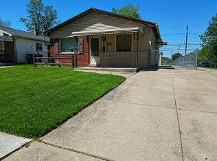 6004 Bailey St, Taylor, MI 48180
