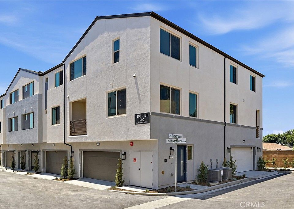 1st image of 1302 W North