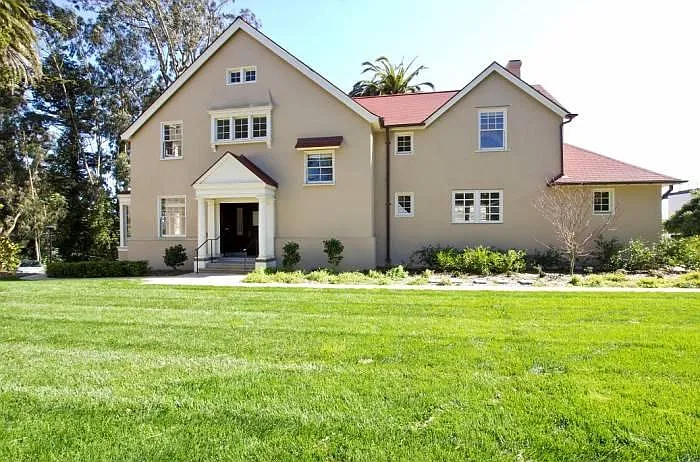 5 bed, 3.5 bath, 3300 sqft, $18,000 — Photo 1
