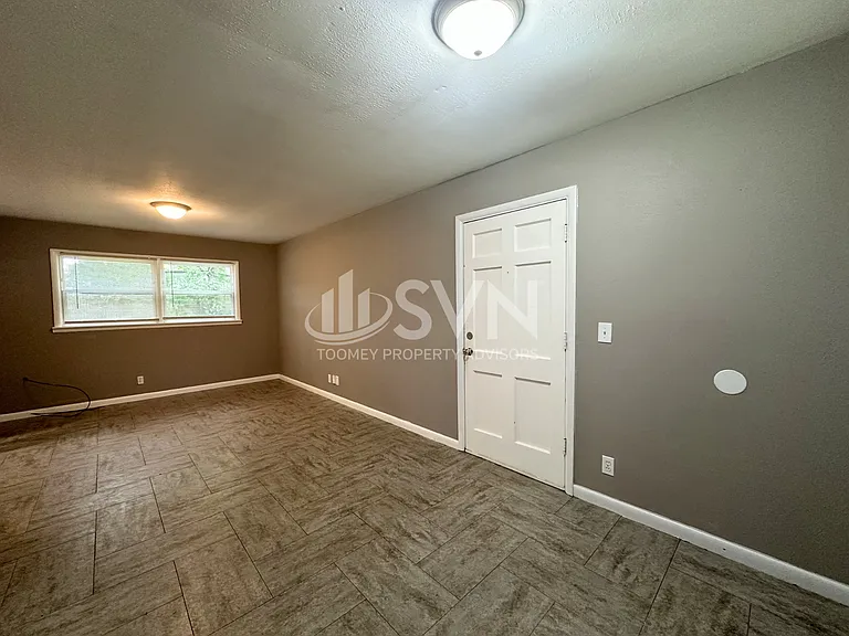 4077 Lancewood Dr S — Photo 5
