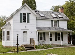 317 State St, Mazomanie, WI 53560