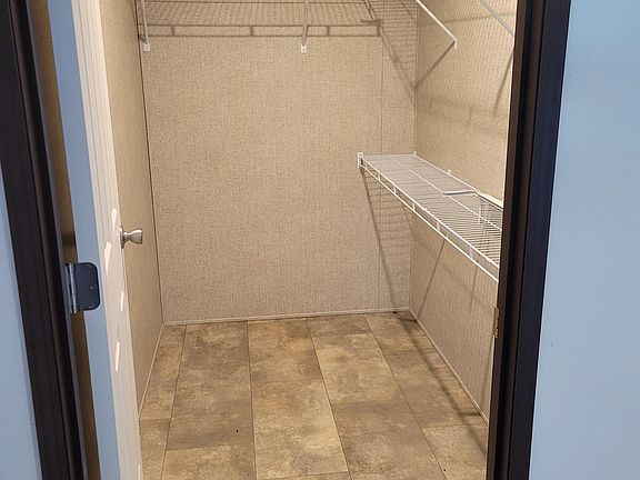 Walk in Closet