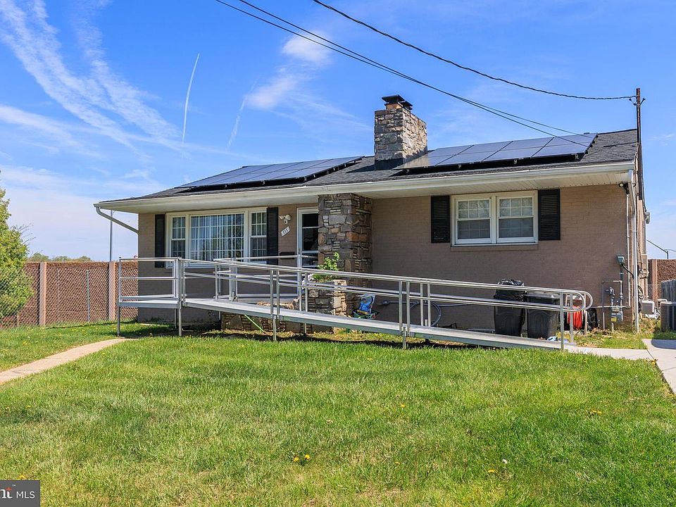 1st image of 111 Delrey Ave