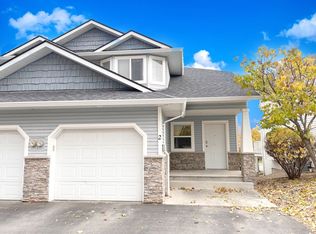 1945 Grasslands Blvd #2, Kamloops, BC V2B 8T3