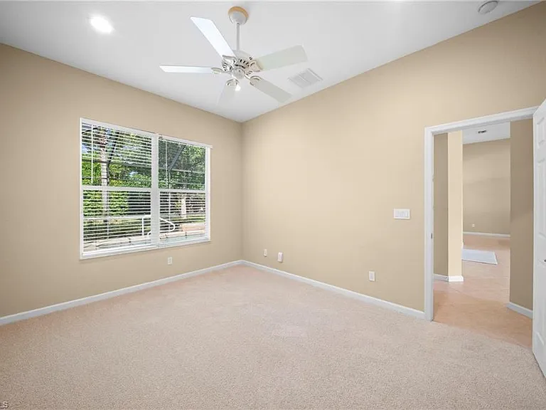 7914 Founders Cir — Photo 12